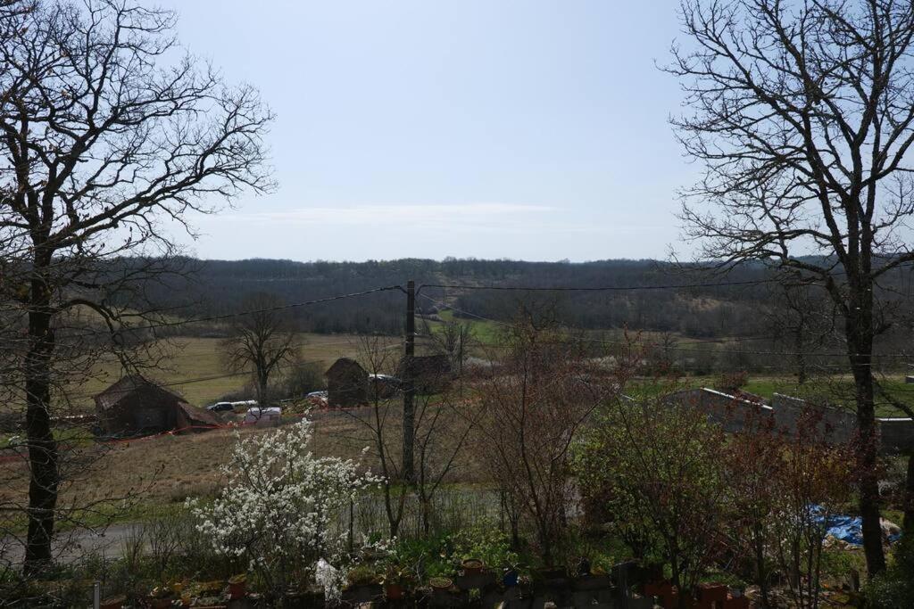 Maison Au Calme Sur Le Causse Correzien, Entre Quercy Et Perigord Villa Saint-Cernin-de-Larche Luaran gambar