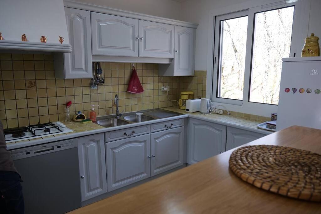 Maison Au Calme Sur Le Causse Correzien, Entre Quercy Et Perigord Villa Saint-Cernin-de-Larche Luaran gambar